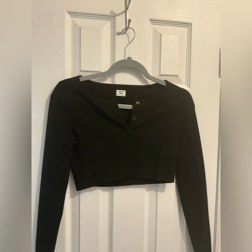 Black Long Sleeve Crop Top/ cardigan - Picture 1 of 6